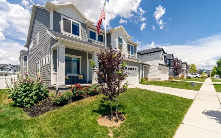 Two-story homes with front-load garages in Smyrna, TN